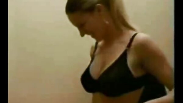 Amateur-Freundin lutscht vor versteckter Kamera den Schwanz ihres Freundes free german sex